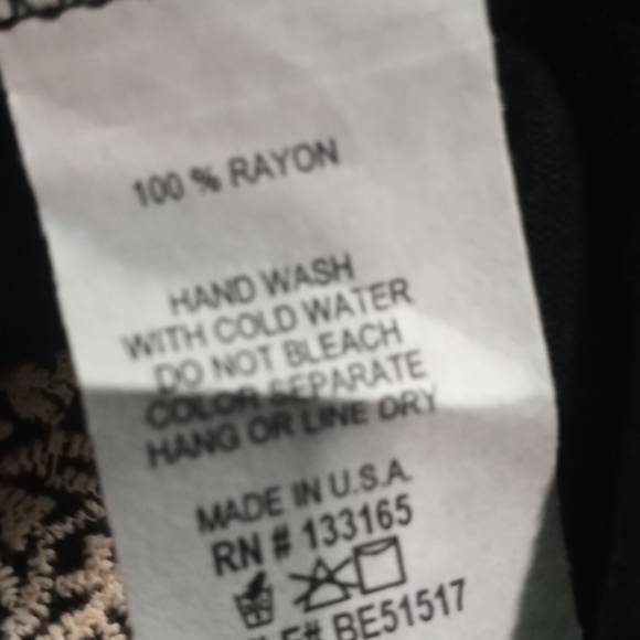 Everleigh Black Cream Dress. - Size L - Picture 12 of 13